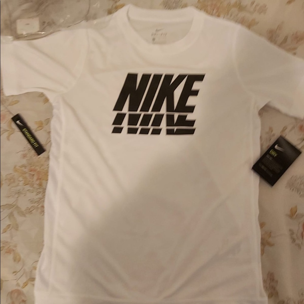 NEW! NIKE dri-fit